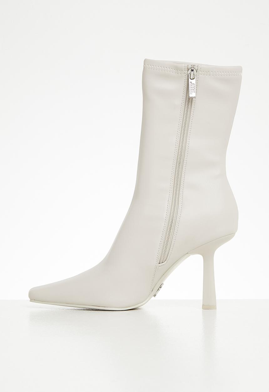 Steve Madden - Vakay stiletto boot - bone