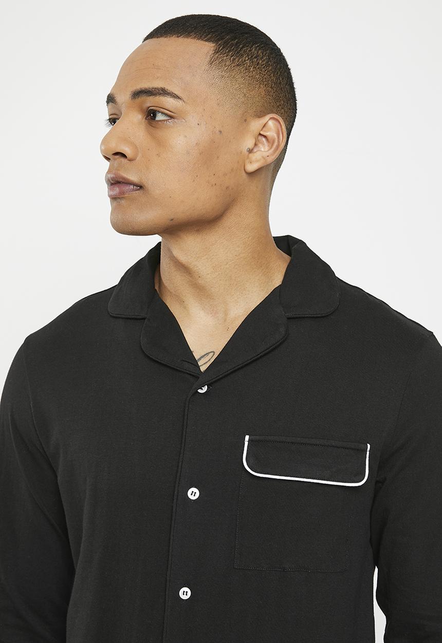 Superbalist - Knit piping detail pyjama  set - black