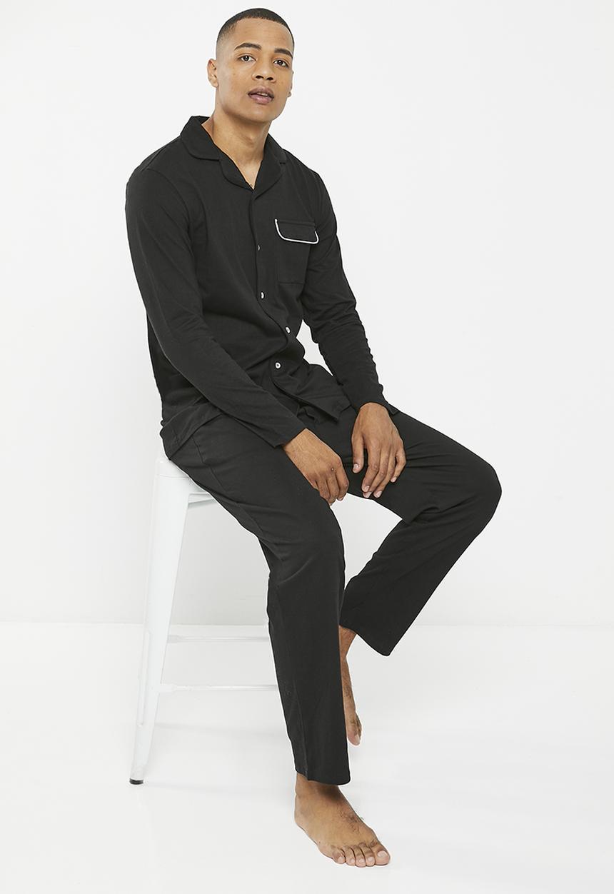 Superbalist - Knit piping detail pyjama  set - black