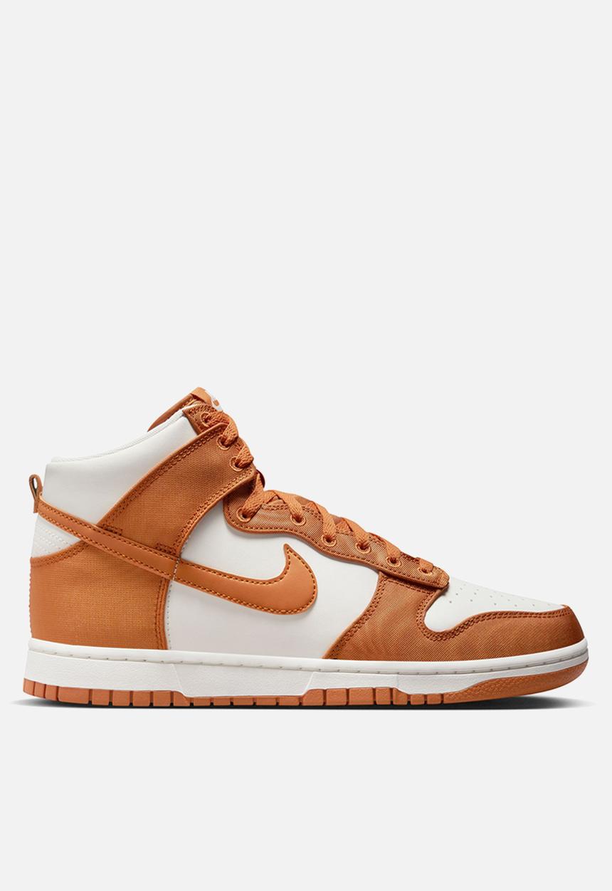 Nike - Dunk Hi Retro SE