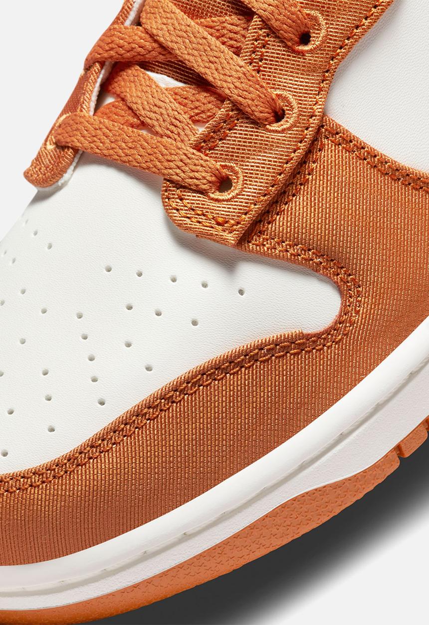 Nike - Dunk Hi Retro SE