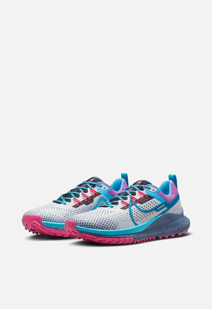 Nike - Nike React Pegasus Trail 4 SE