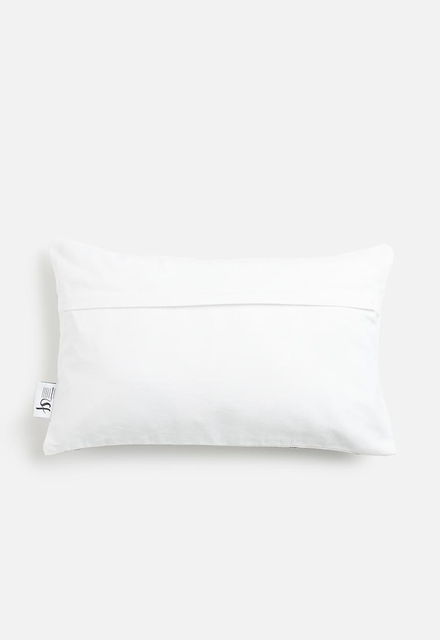 Sixth Floor - Lucio tufted cushion cover - blue