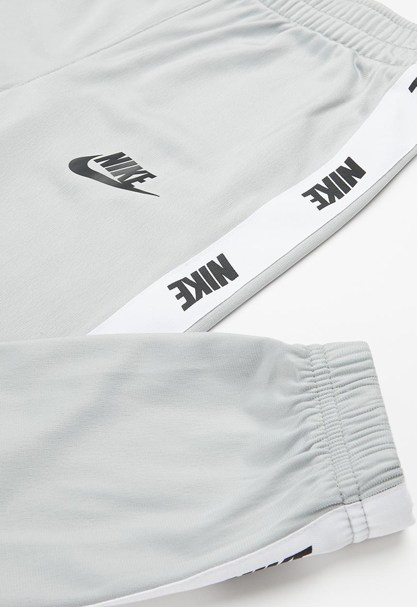 Nike - Nkn nsw nike tricot set - lt smoke grey & white