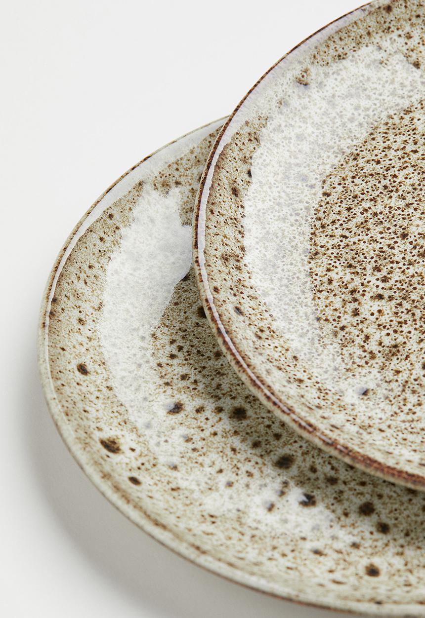 H&M - Stoneware plate - light beige/brown