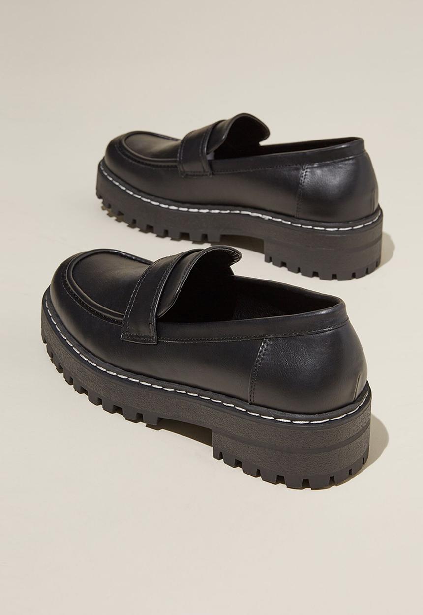 Cotton On - Lauren lug sole loafer - black