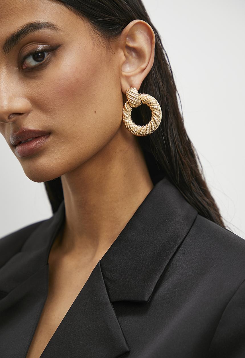 Superbalist - Rylee hoop earrings - gold