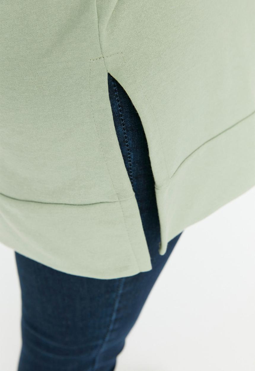Trendyol - Plus side slit sweatshirt - mint