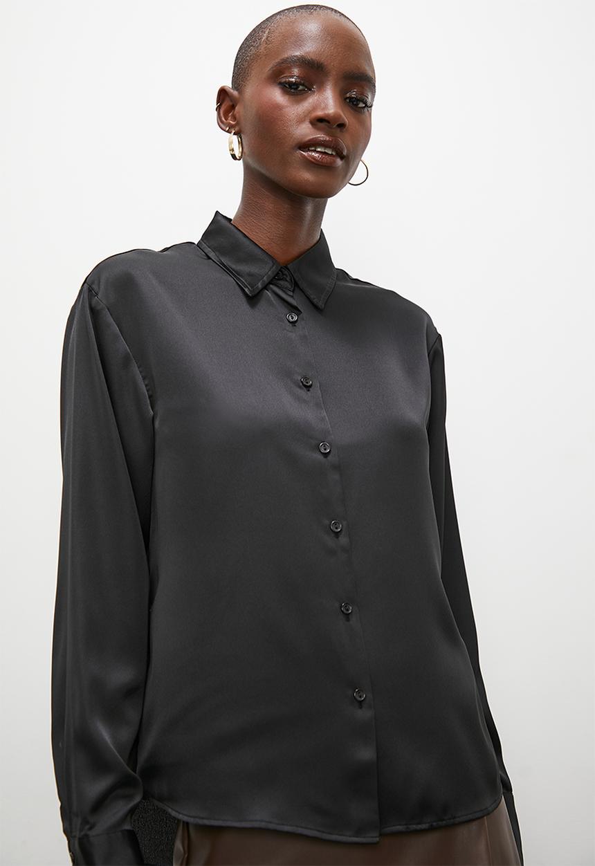 Superbalist - Plain satin shirt - black
