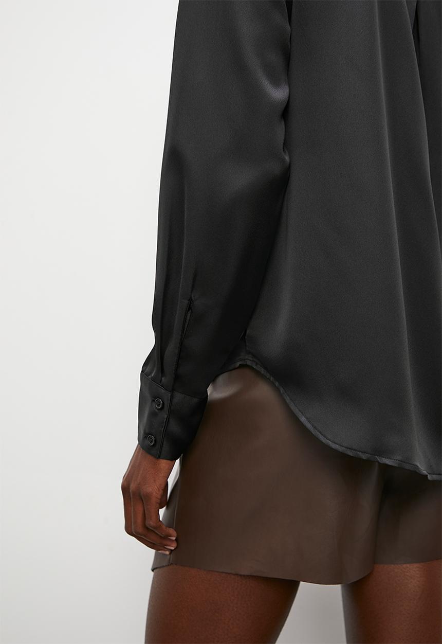 Superbalist - Plain satin shirt - black