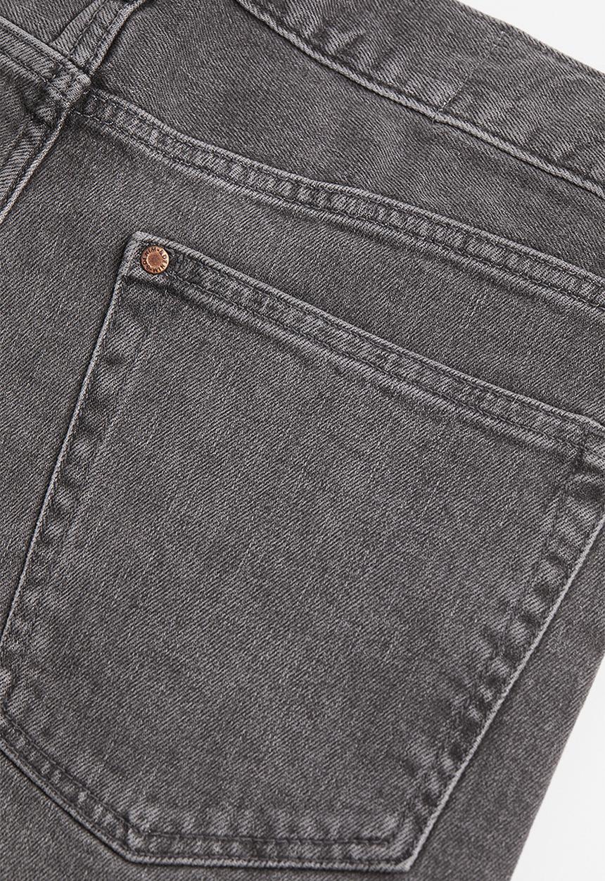 H&M - Slim denim shorts - dark denim grey 