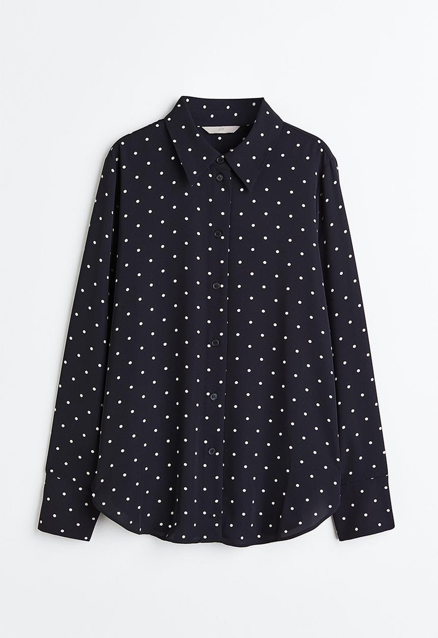 H&M - Pointed-collar shirt - black/spotted