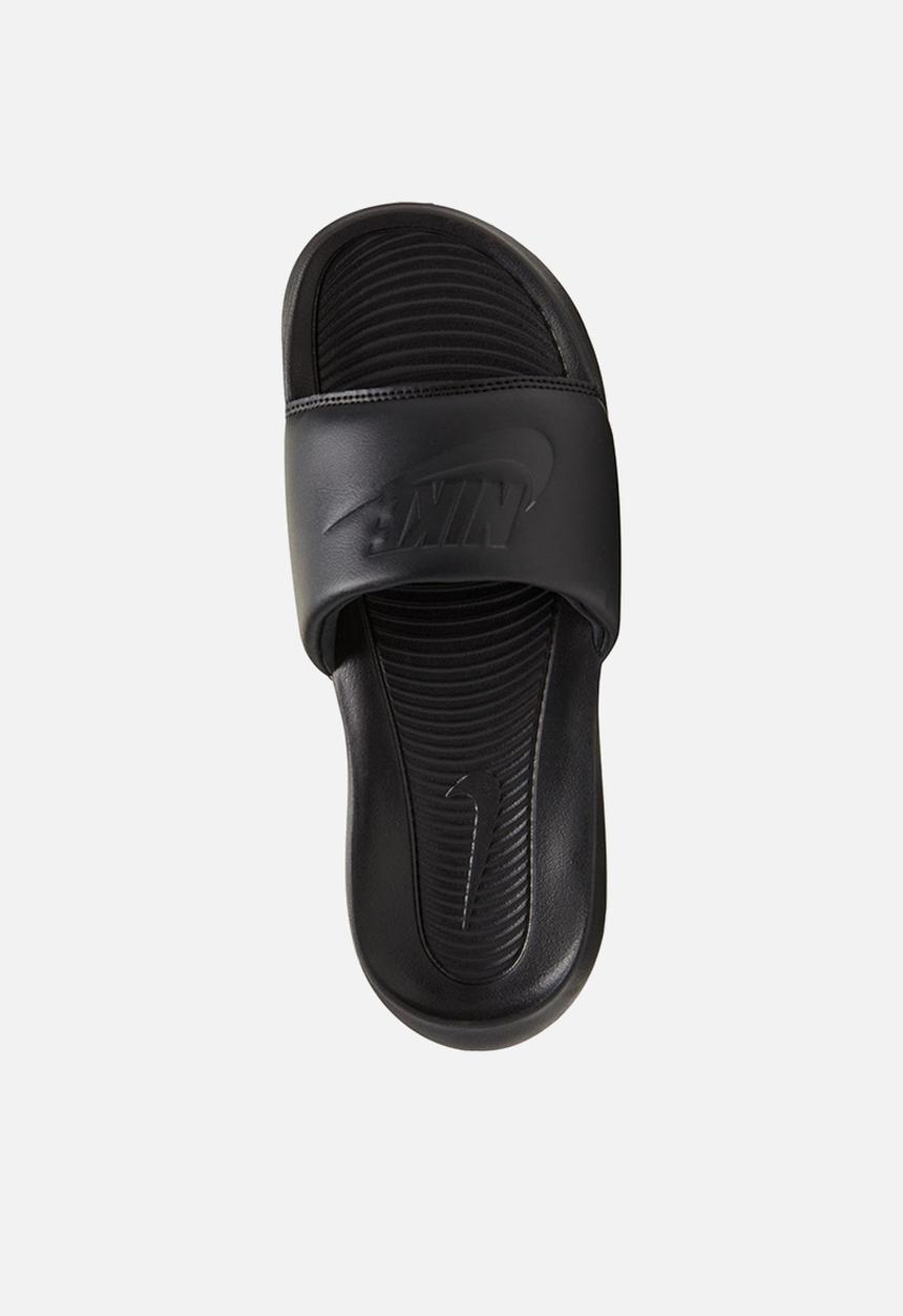Nike - Victori one - black