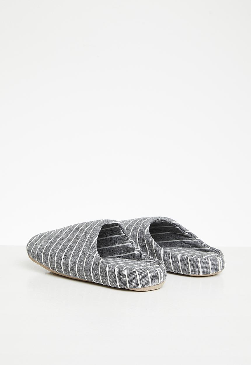 Pop Candy - Striped slippers - grey & white
