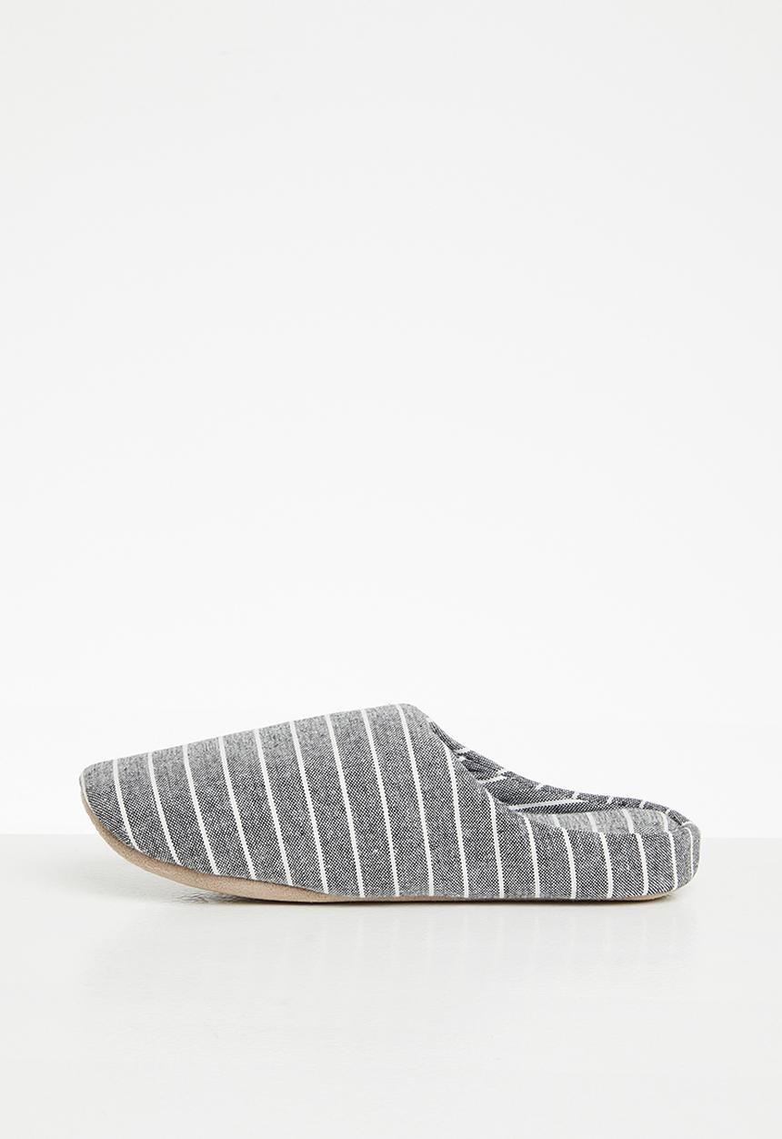 Pop Candy - Striped slippers - grey & white