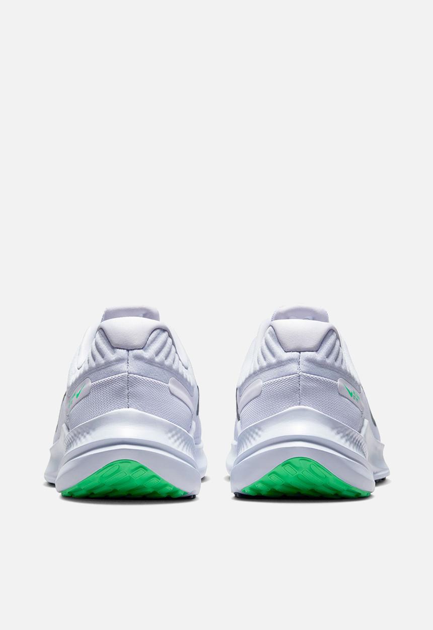 Nike - Quest 5