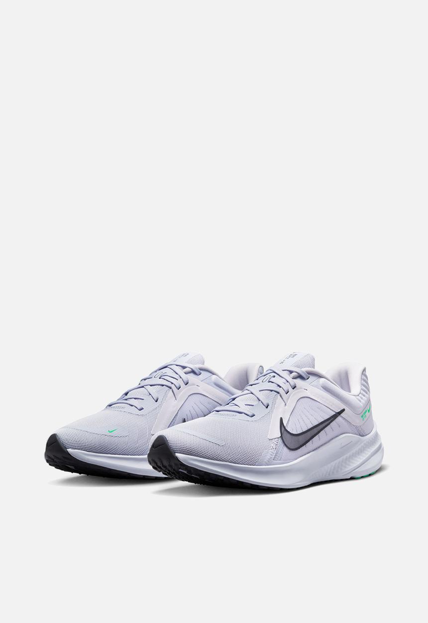 Nike - Quest 5