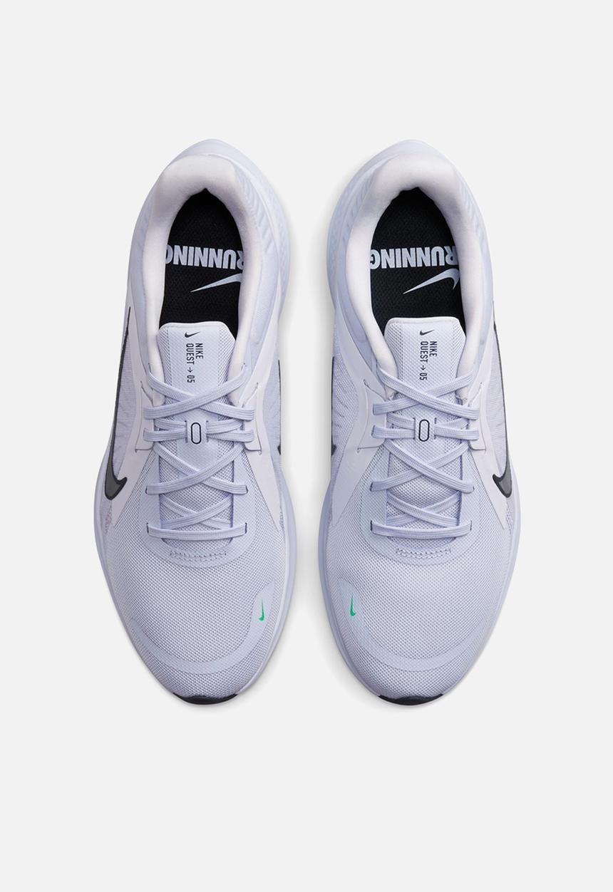 Nike - Quest 5