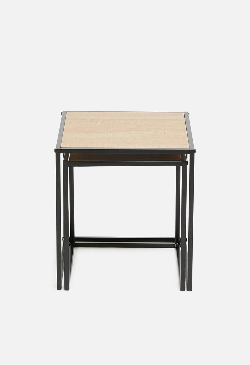 H&S - Tyla nested tables - natural & black