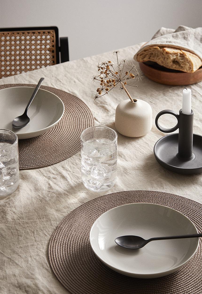 H&M - 2-pack round table mats - greige