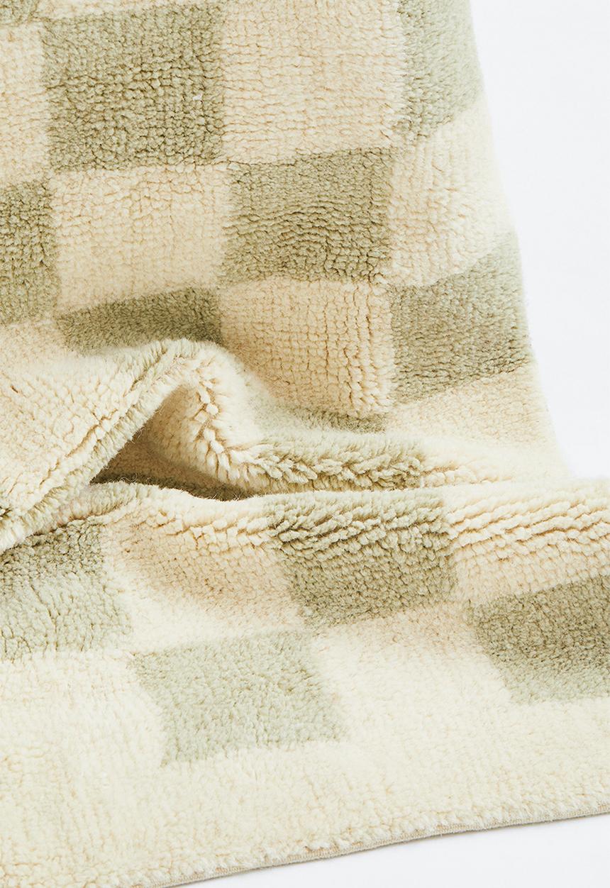 H&M - Wool-blend rug - white multi