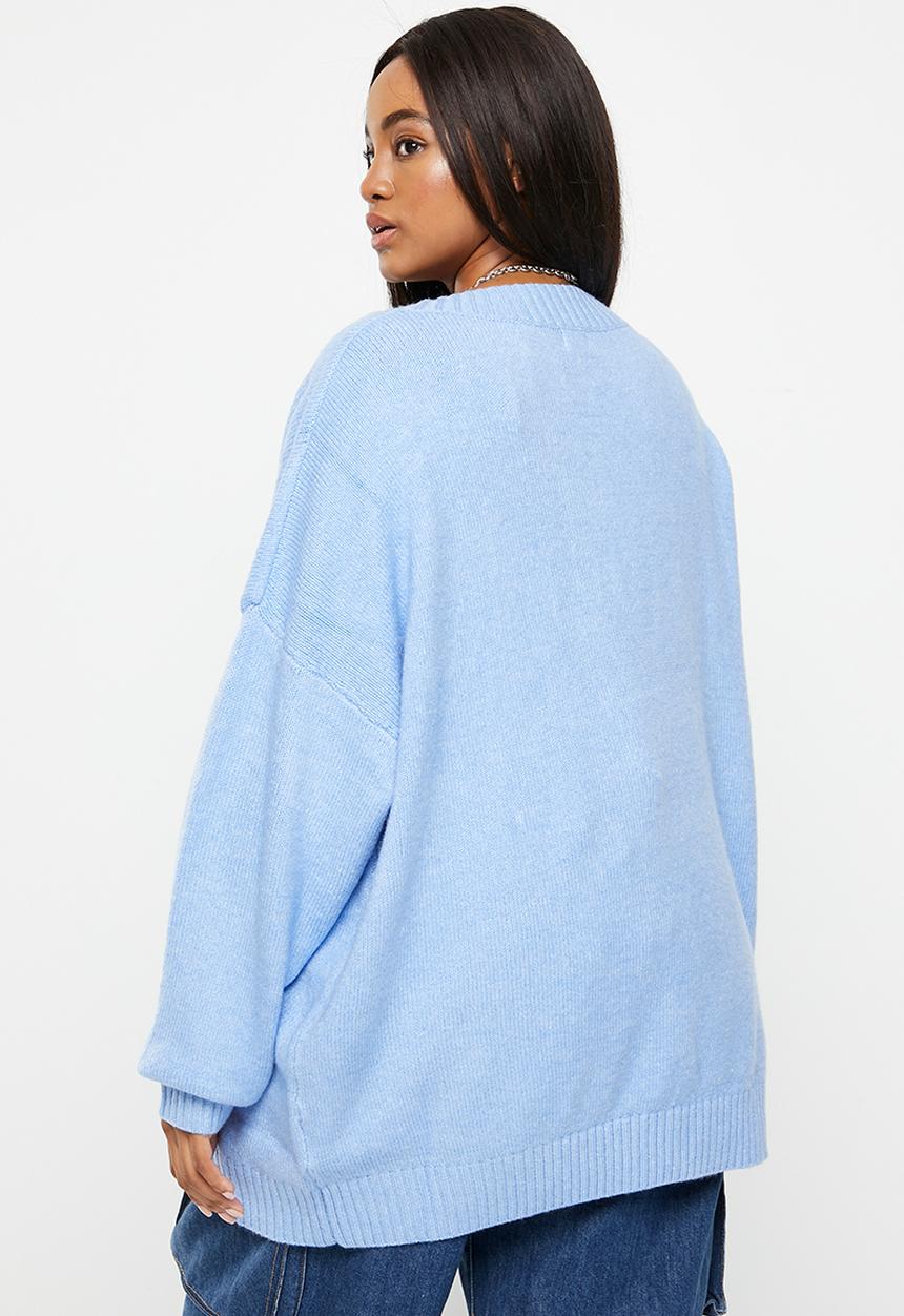 Cotton On - Plus blondie oversized v-neck pullover - blue chalk marle