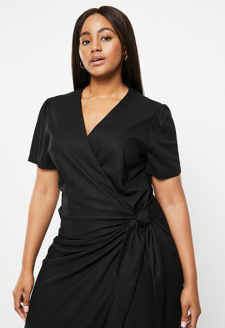 Me&B - Plus wrap dress - black