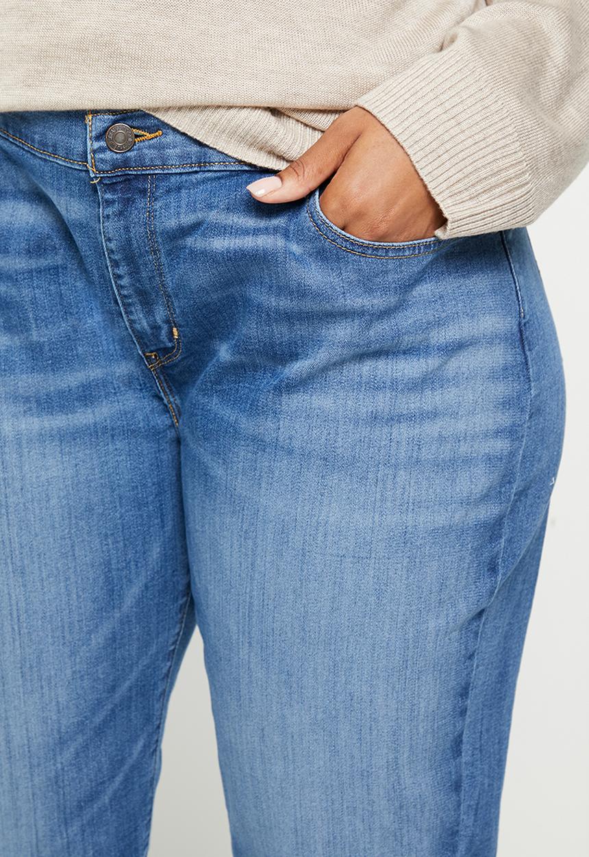 Levi’s® - SA curvy straight - medium indigo destructed