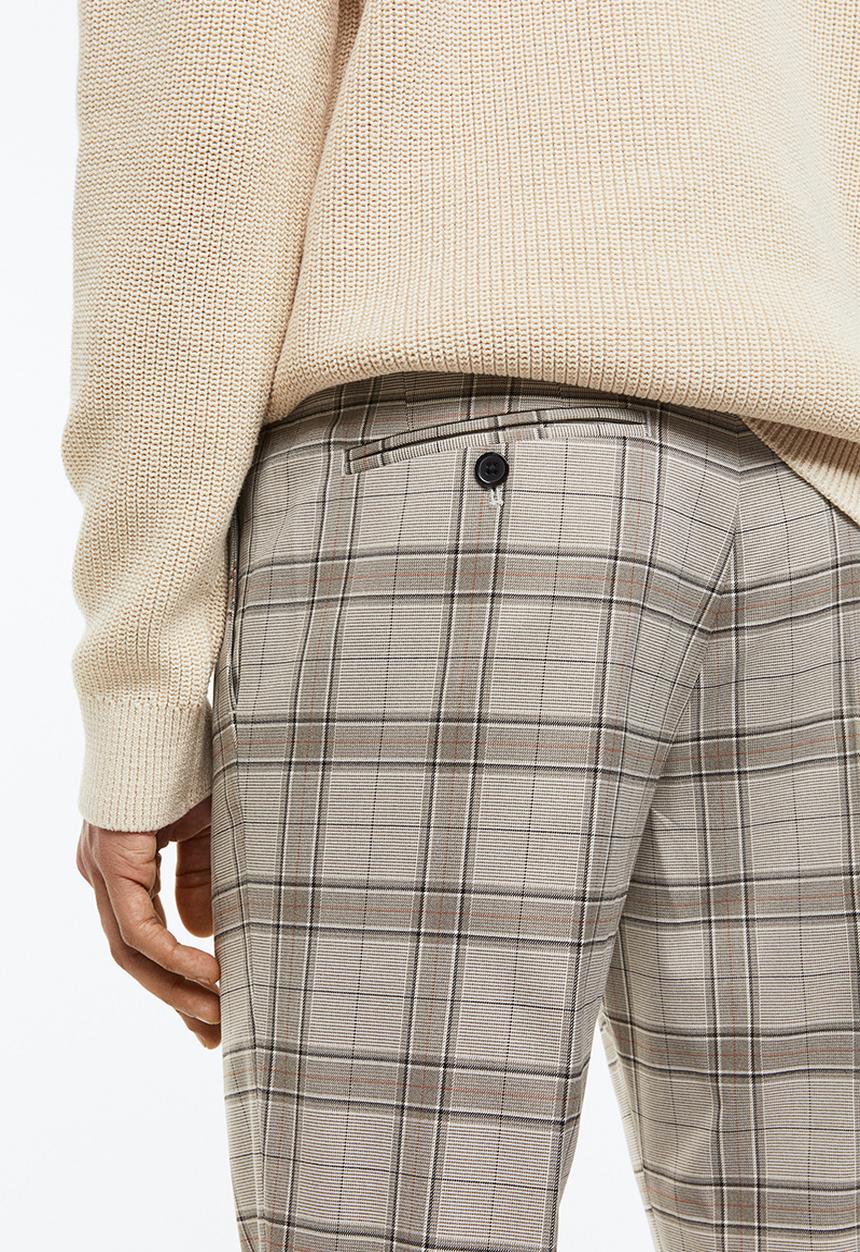 H&M - Slim fit trousers - beige checked 