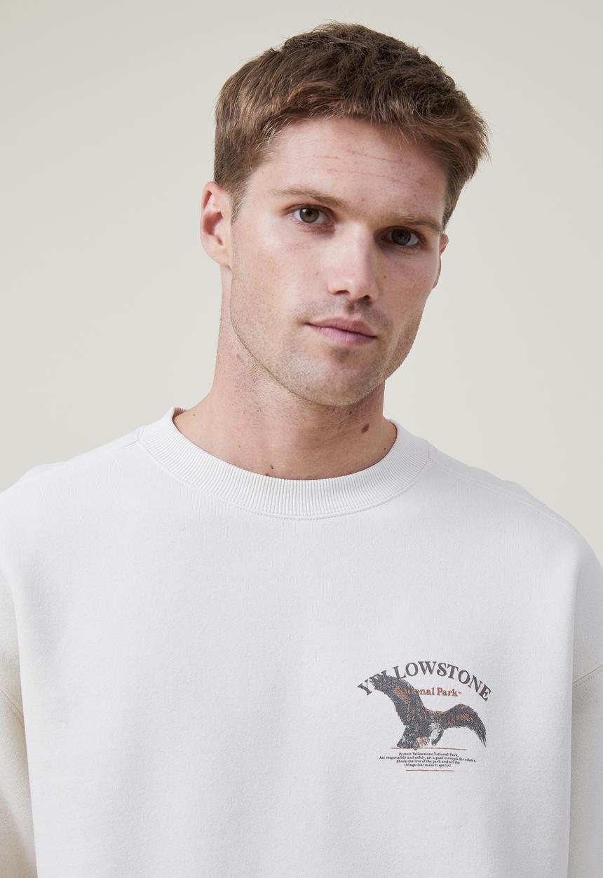 Cotton On - Oversized graphic sweater - ecru/yellowstone eagle