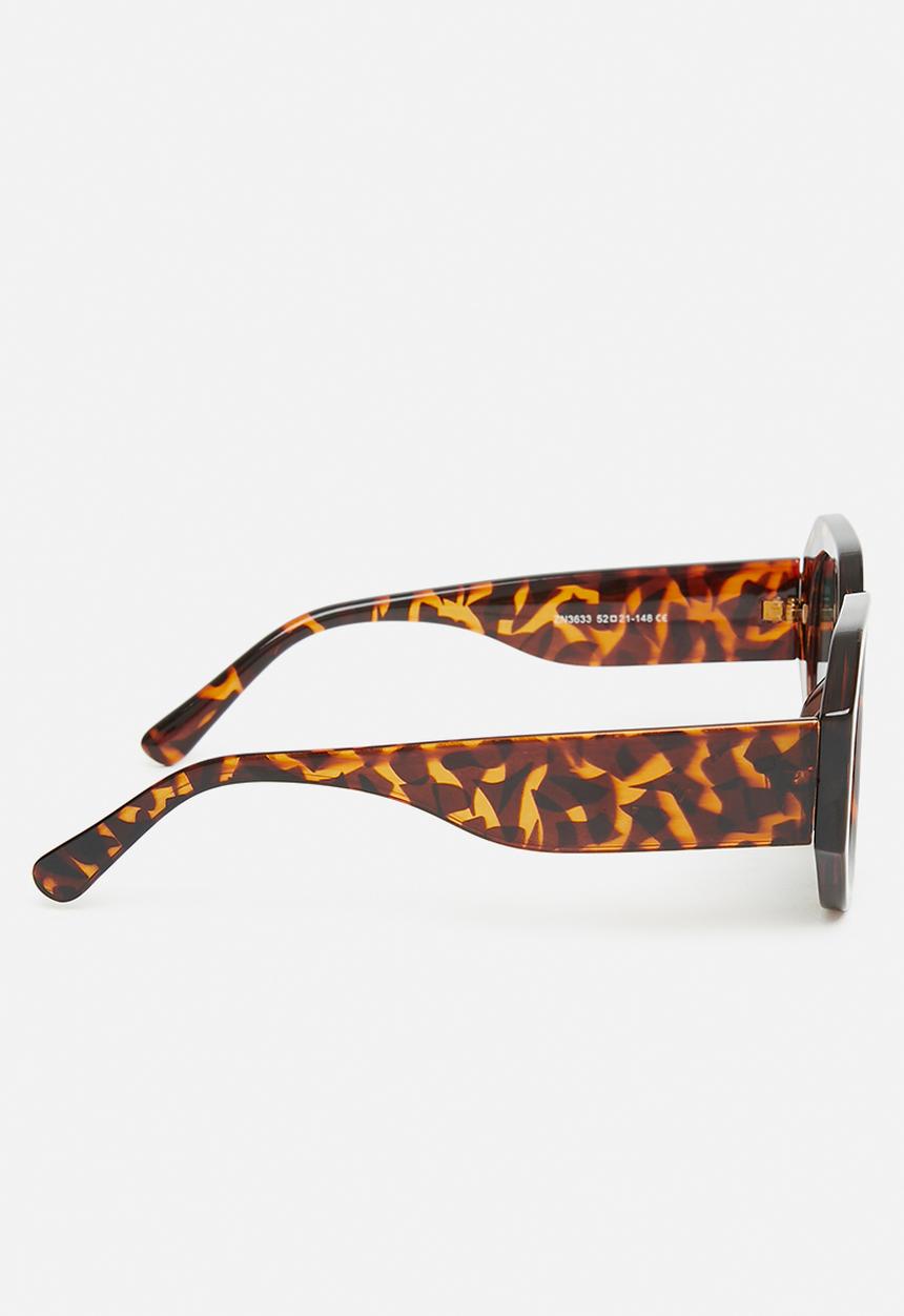 Superbalist - Nabeeha oval sunglasses - brown