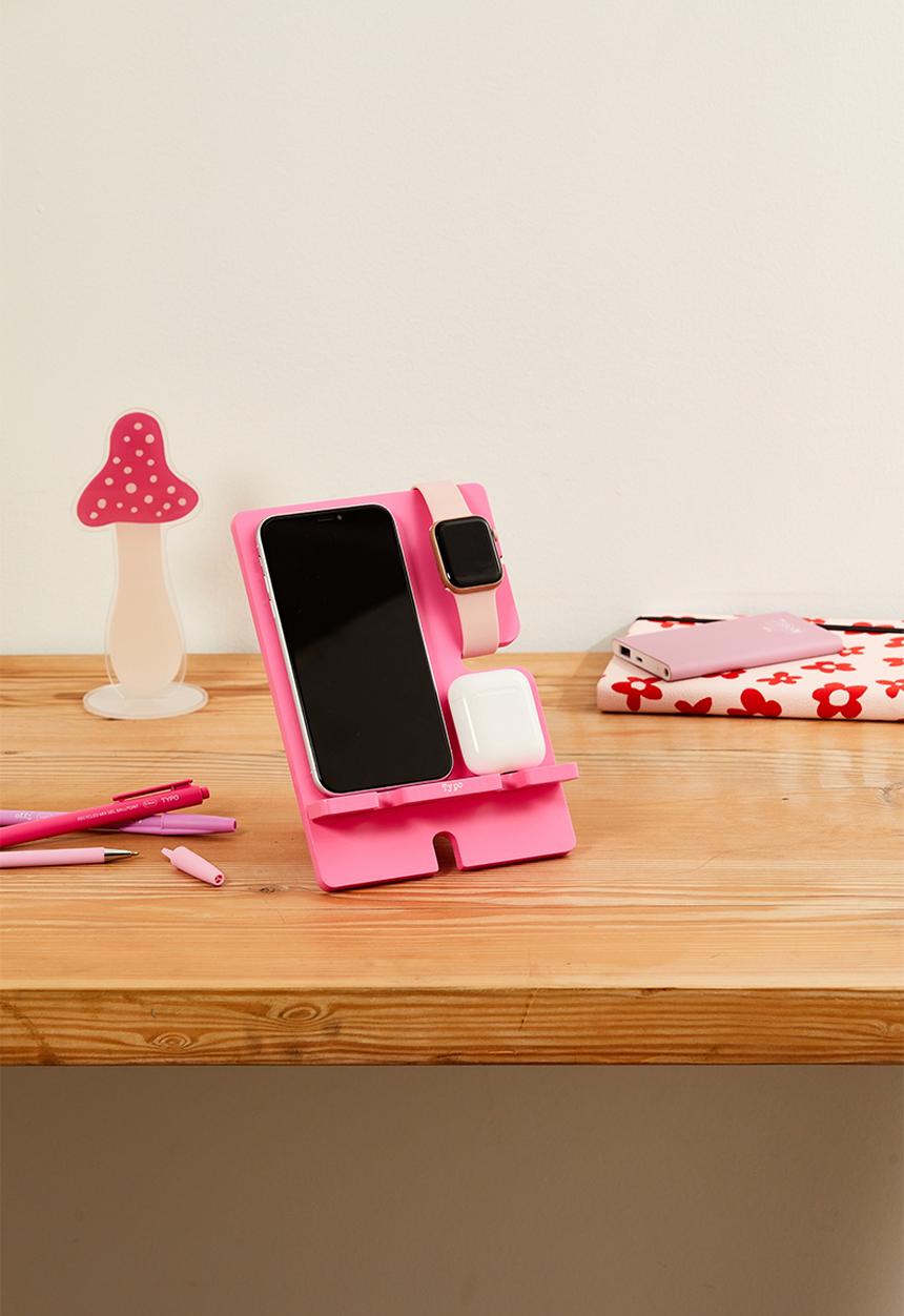 Typo - Collapsible tech hub - sizzle pink
