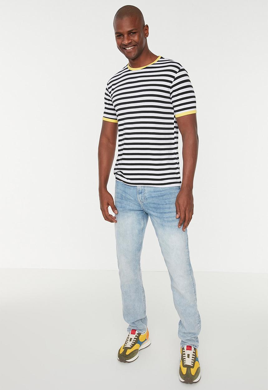 Trendyol - Essential slim fit stripe T-shirt - black