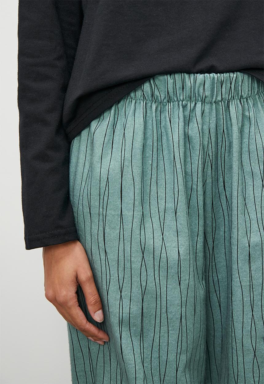 Superbalist - Ls top & flannel pants set - msr dk sage linear