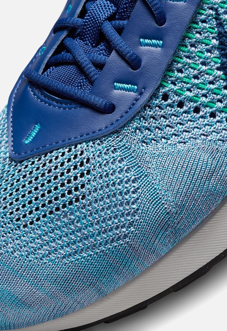 Nike - Air Max Flyknit Racer