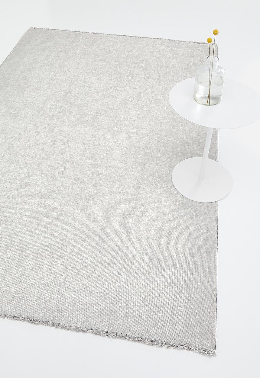 Sixth Floor - Eve printed rug - embellished cream