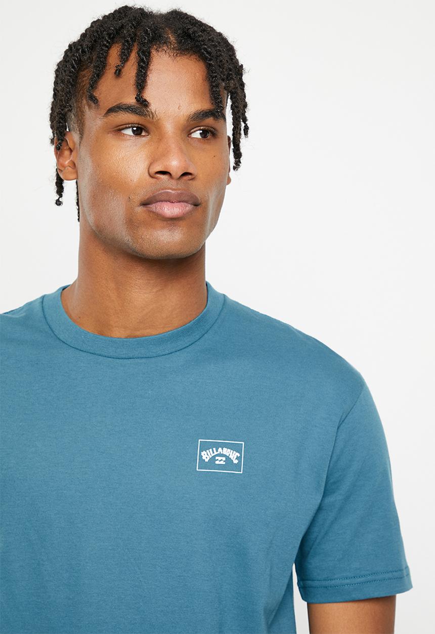 Billabong  - Stacked arch short sleeve - blue lagoon