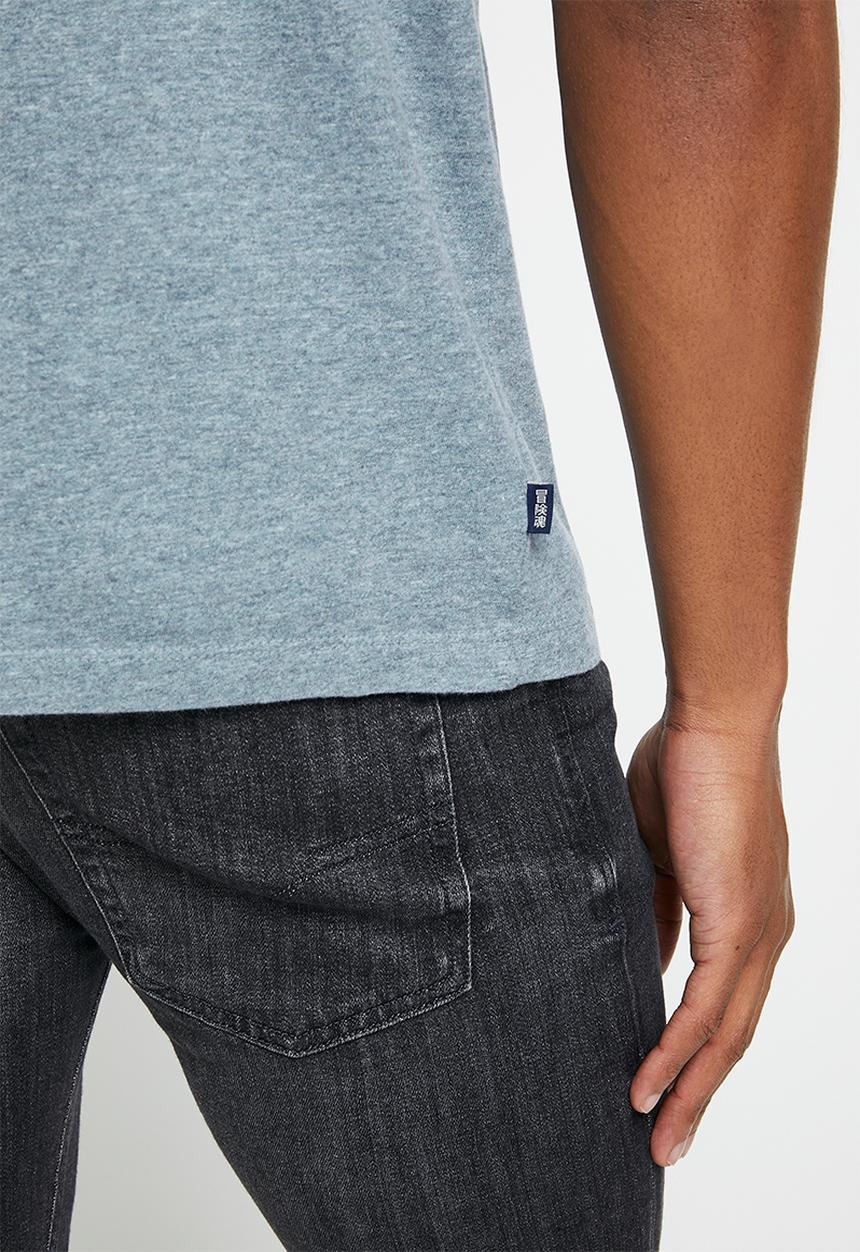 Superdry. - Vintage logo emb vee tee - desert sky blue grit