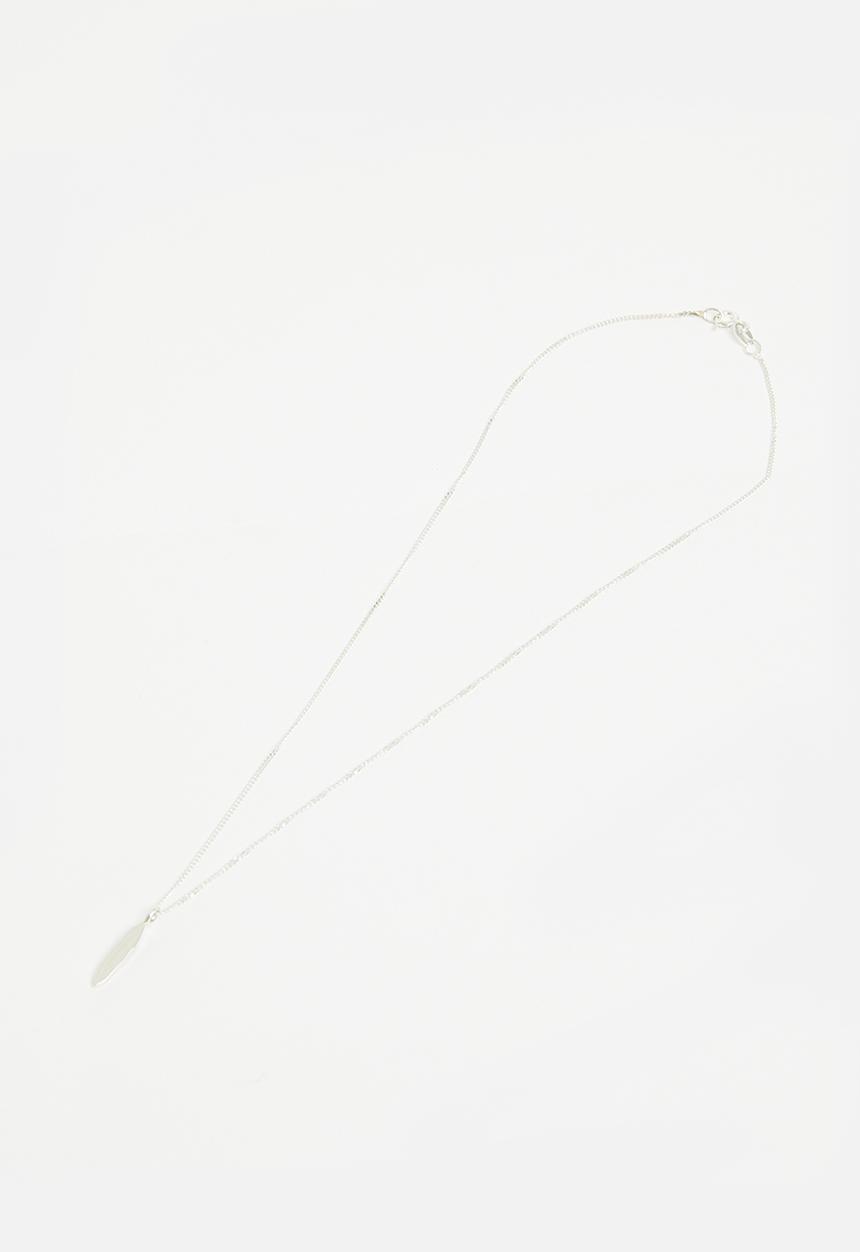 Lorne - Spear pendant high chain - silver