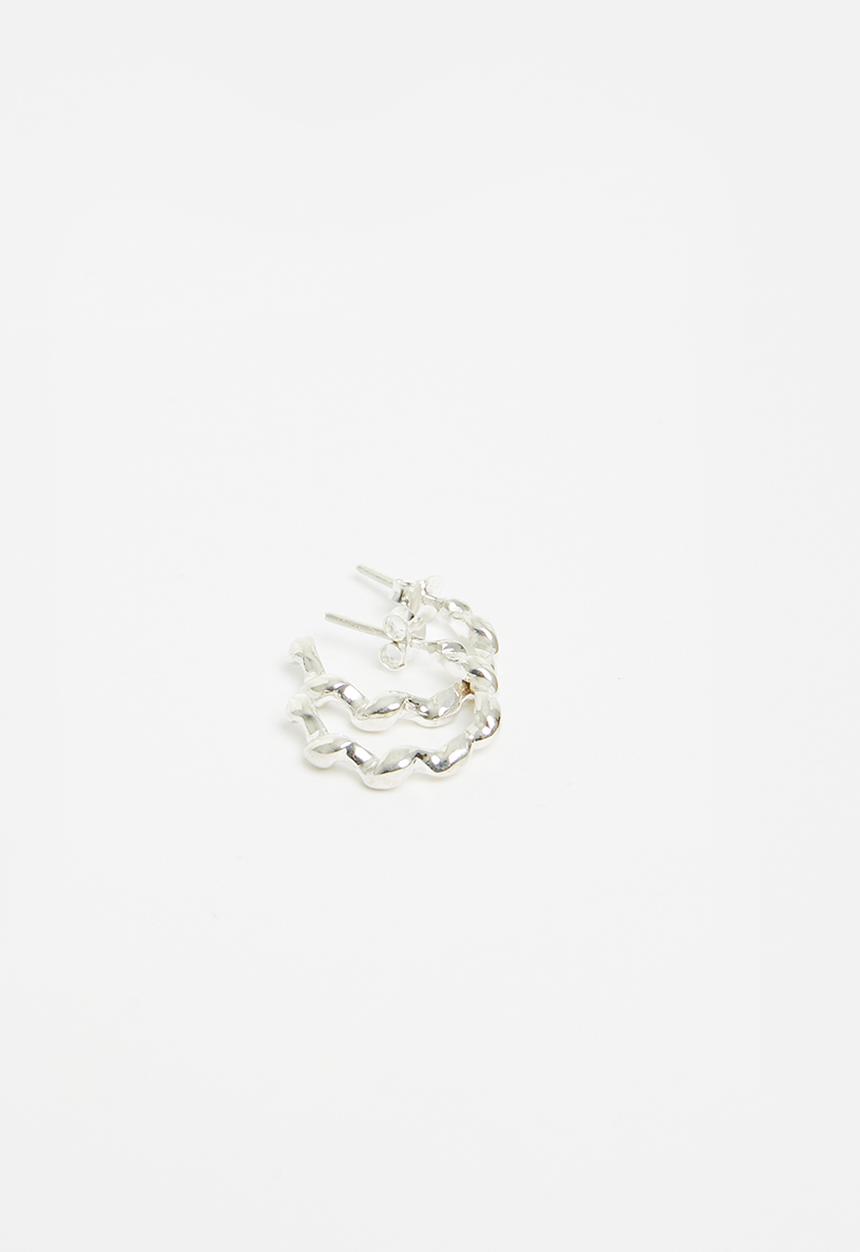 Lorne - Twist hoop - silver