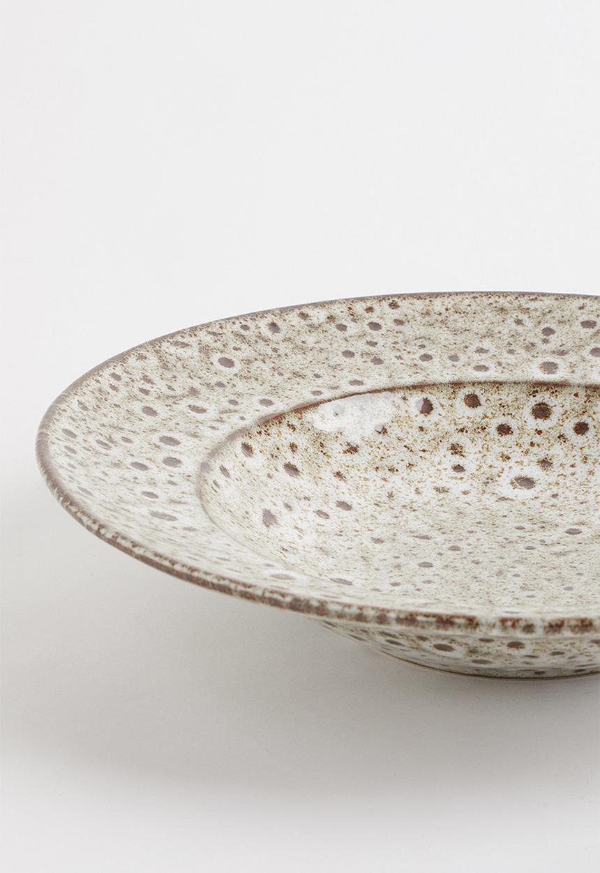 H&M - Deep stoneware plate - light beige/brown