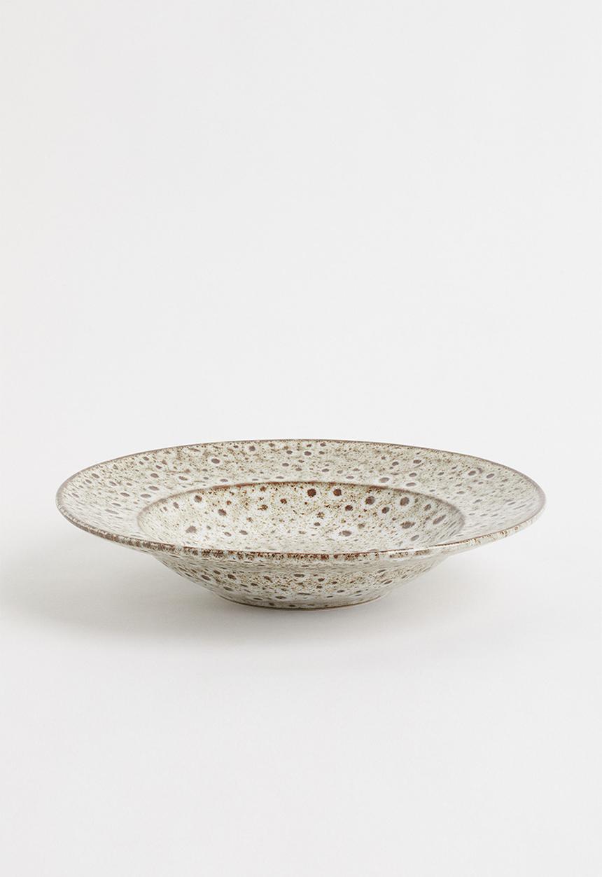 H&M - Deep stoneware plate - light beige/brown