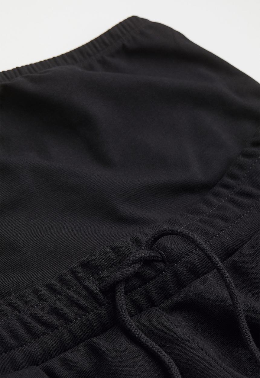 H&M - Mama sweatshirt shorts - black