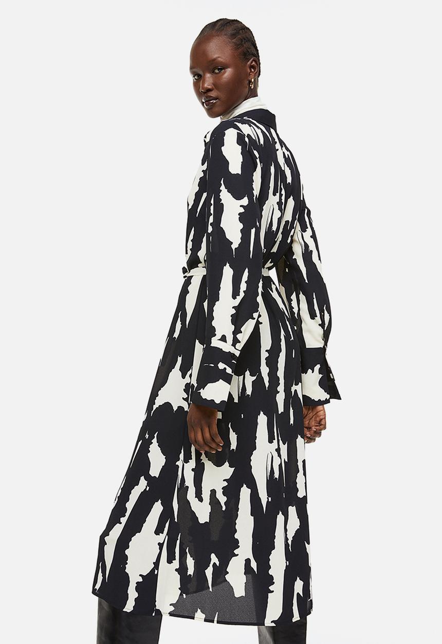 H&M - Tie-belt shirt dress - black/patterned