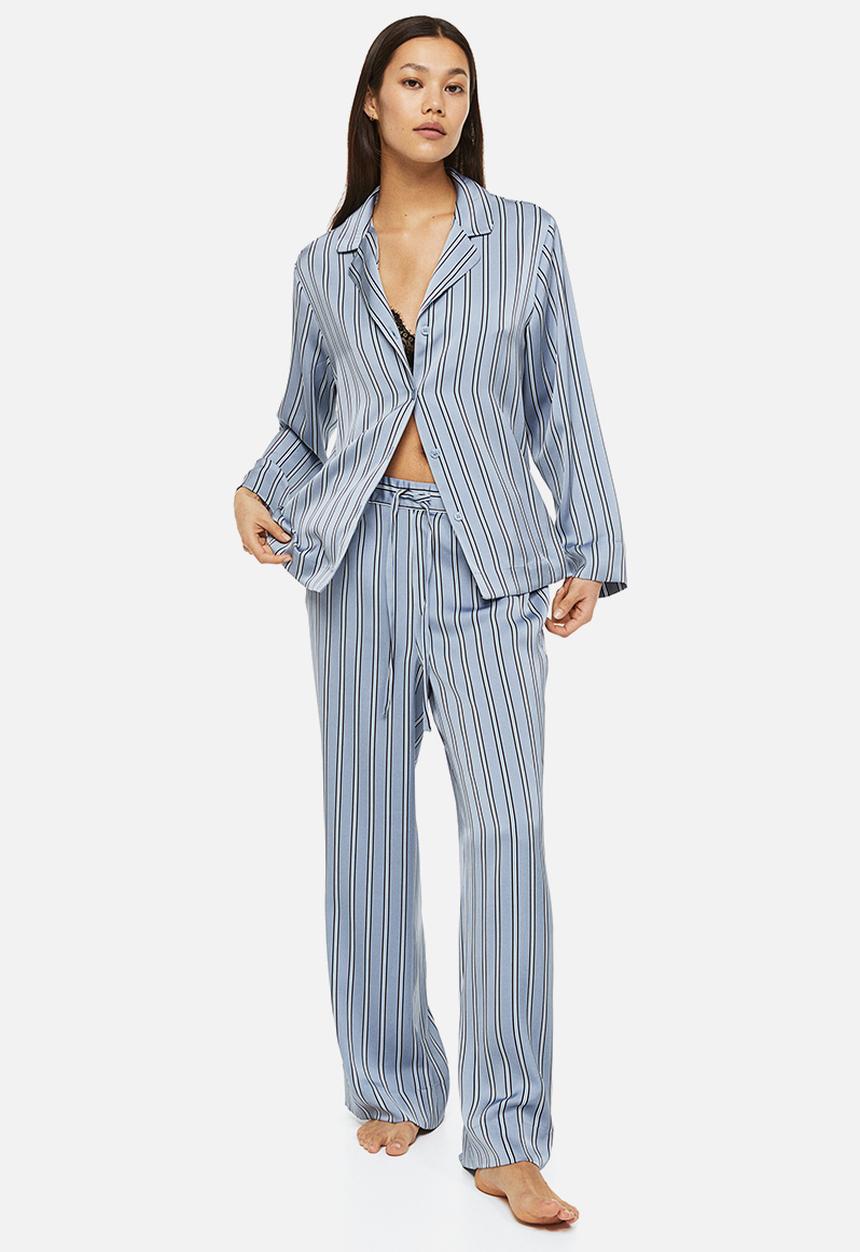 H&M - Satin pyjamas - light blue/striped 