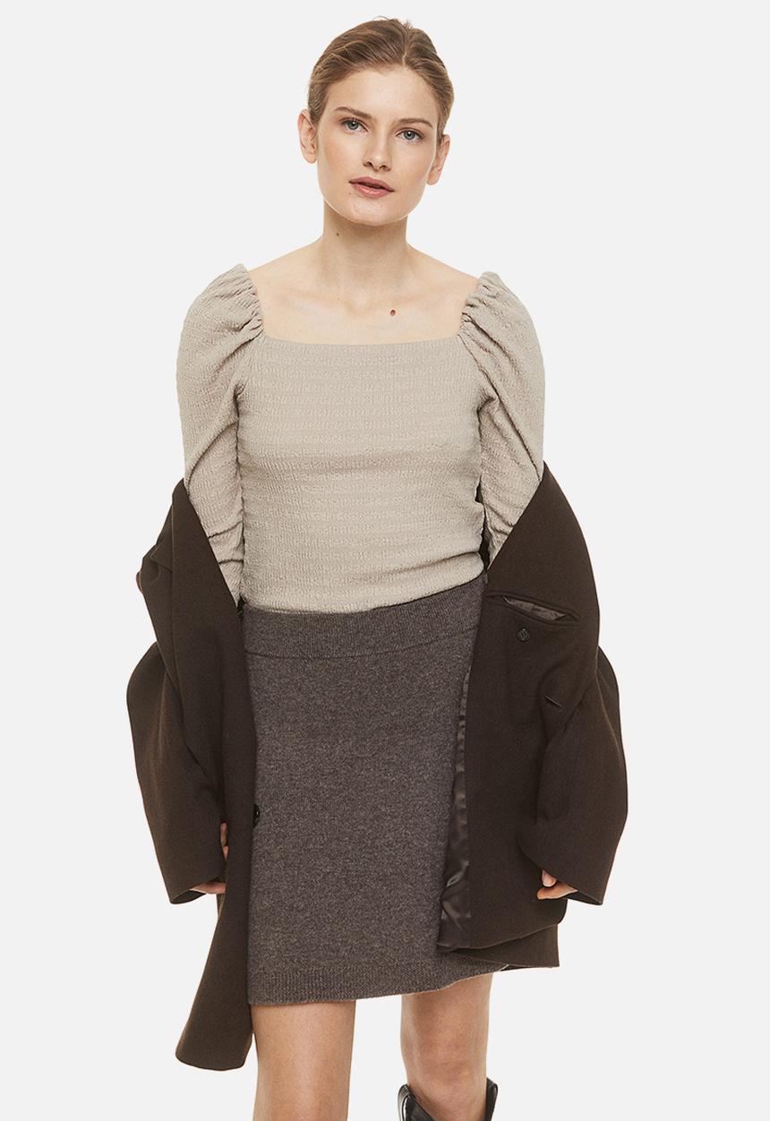 H&M - Crinkled puff-sleeved top - beige