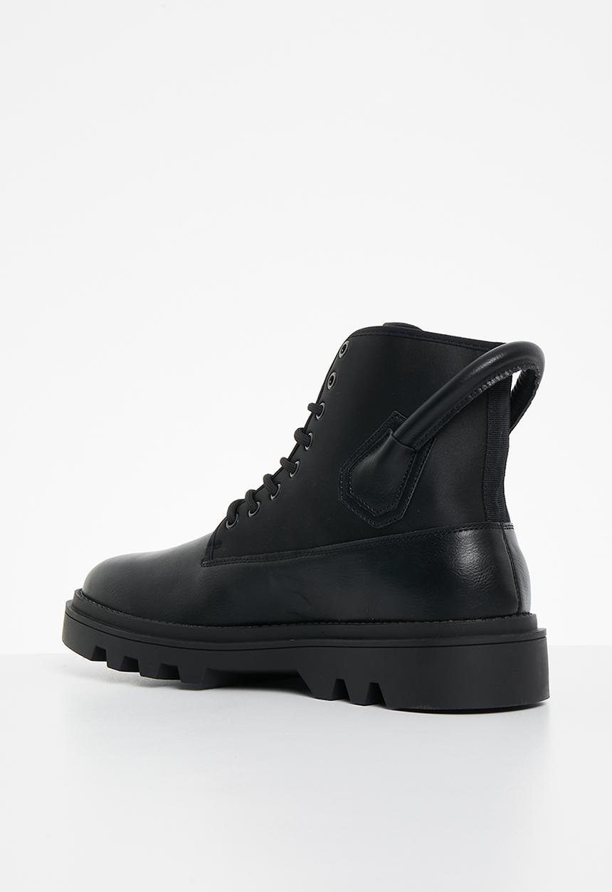 MAZERATA - Vinchey 8 faux - black