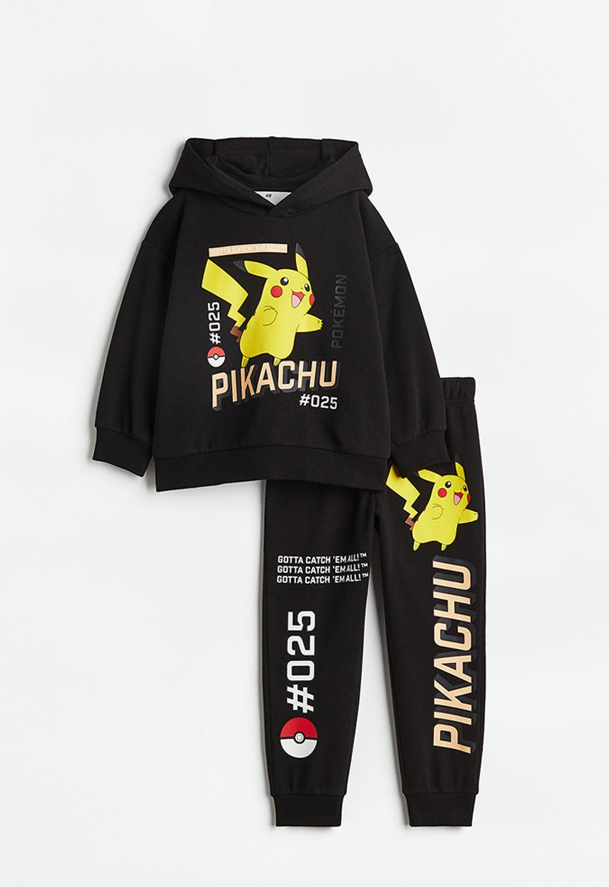 H&M - 2-piece printed sweatshirt set - black/pokémon 