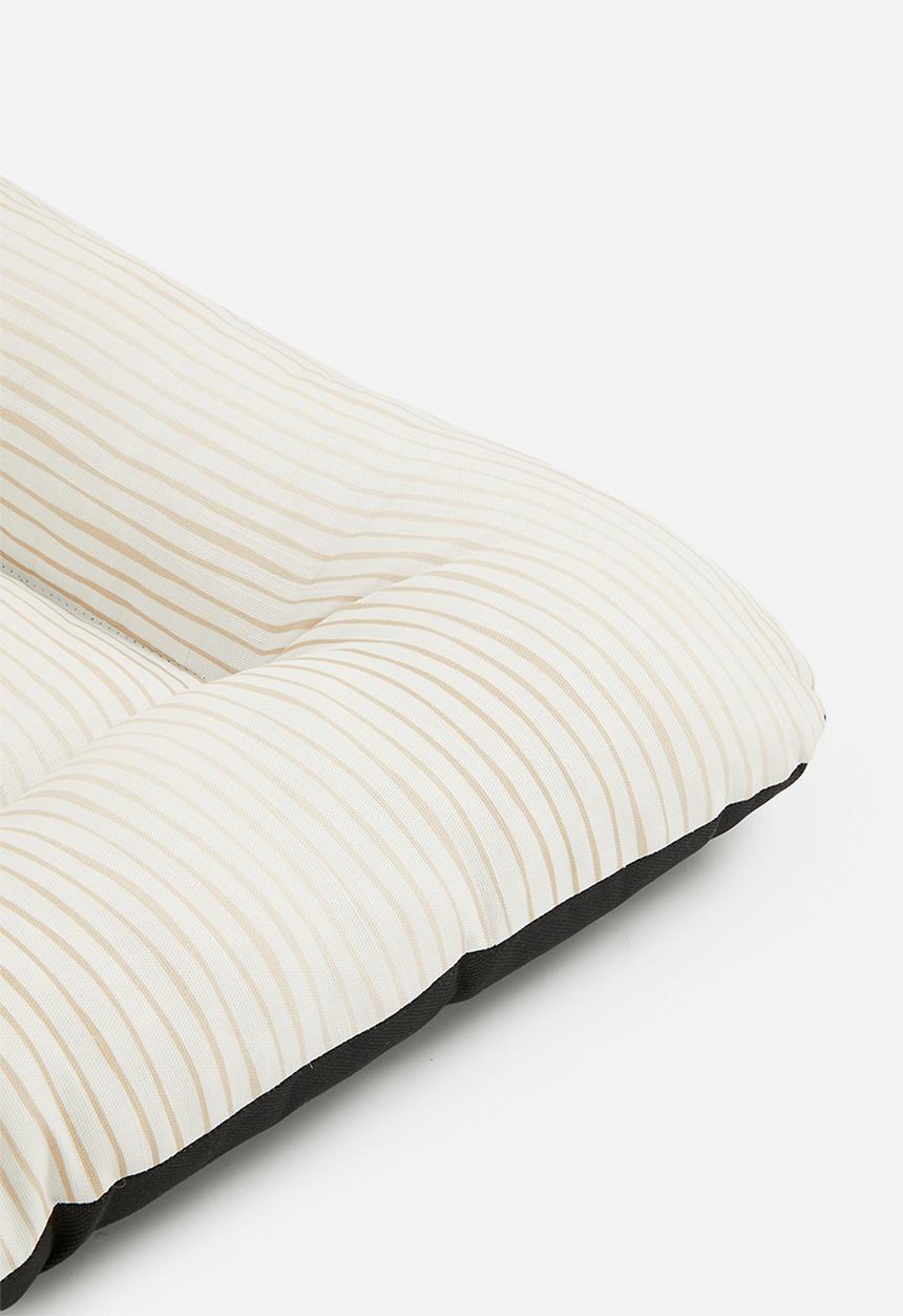 Sixth Floor - Alto pet bed - neutral