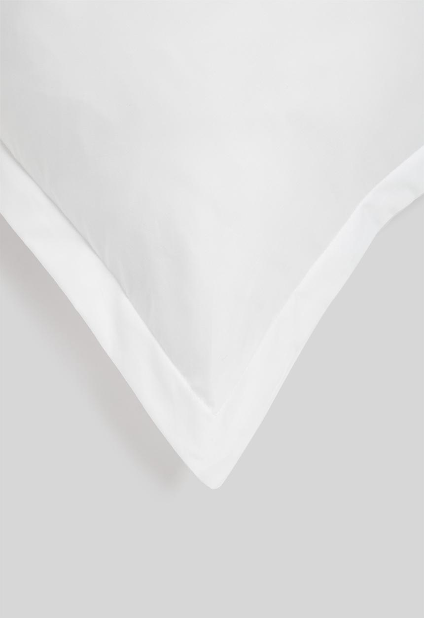 Sheraton Textiles - 600tc Egyptian Cotton standard pillowcase - white 